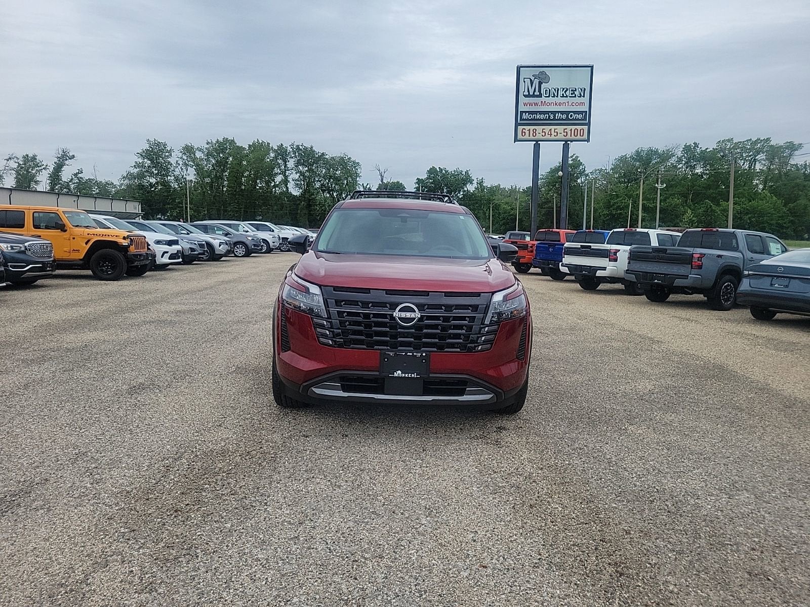 2026 Nissan Pathfinder SL