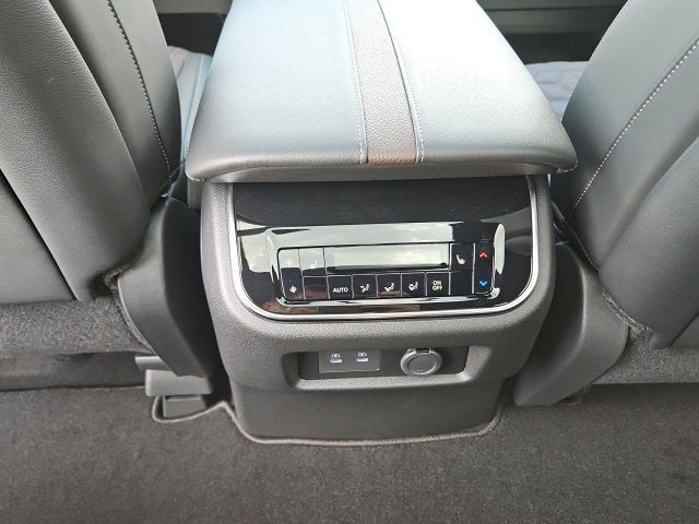 2025 Nissan Armada Platinum Reserve