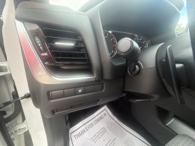 2022 Nissan Rogue SV