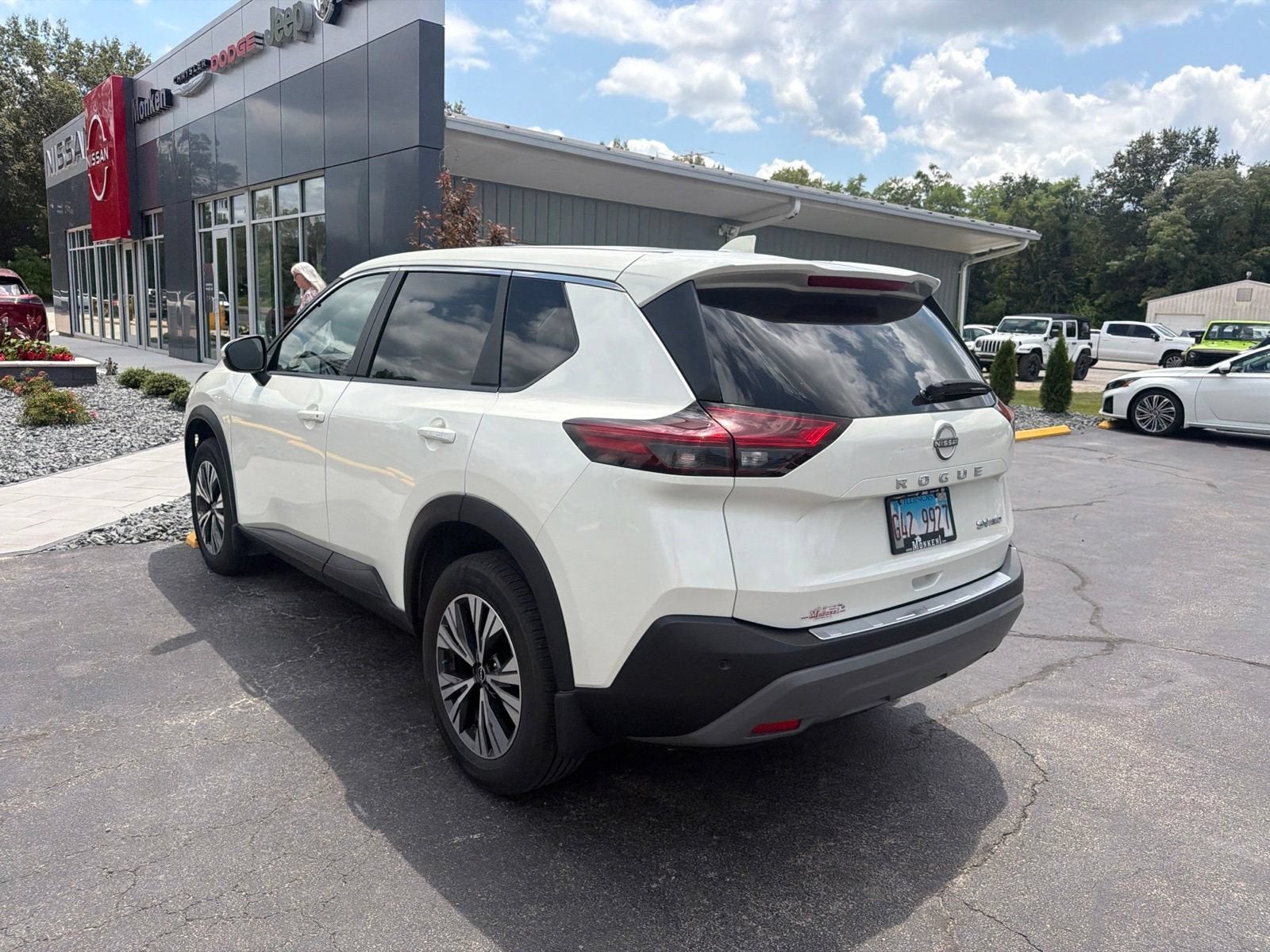 2022 Nissan Rogue SV